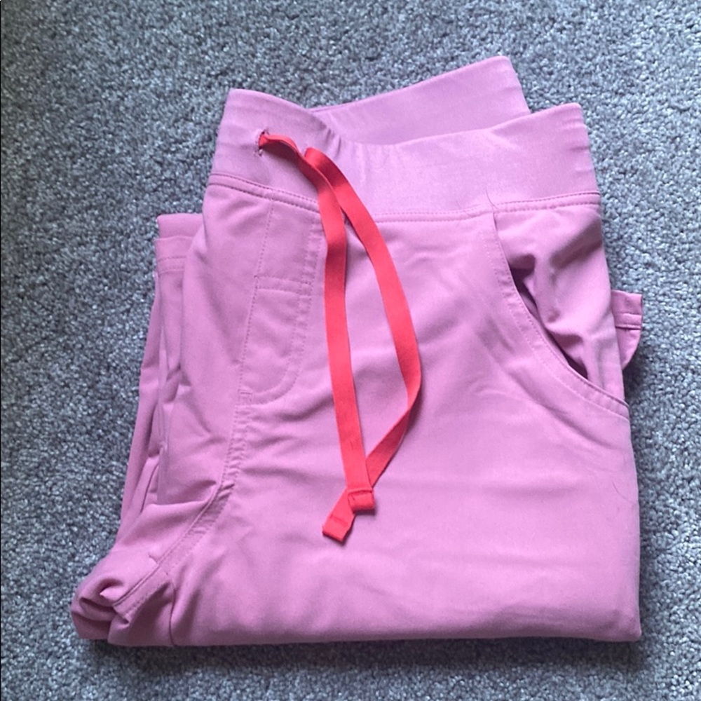 Figs Chalk Pink Cargo Scrub Pants